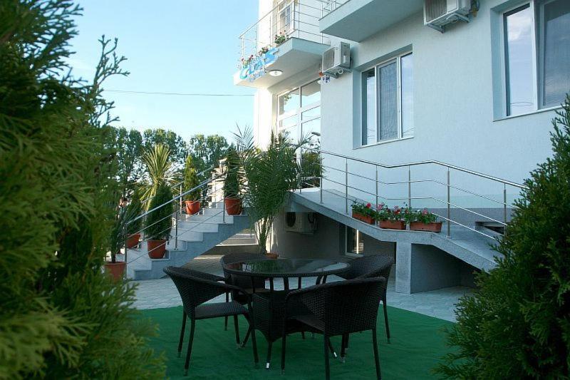 Hotel Clas Eforie Bagian luar foto