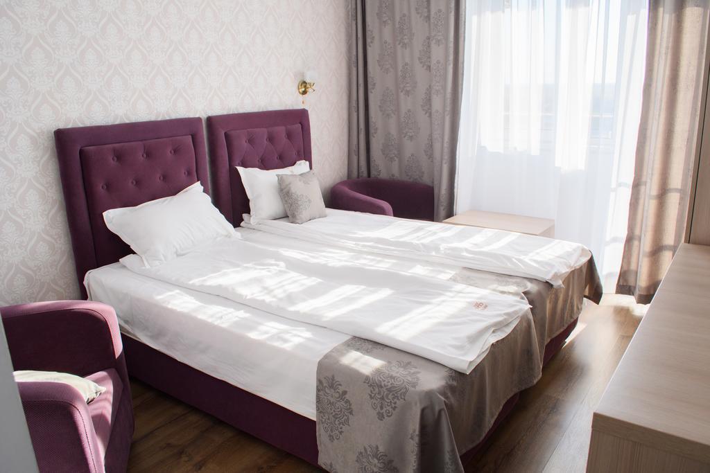 Hotel Clas Eforie Bagian luar foto