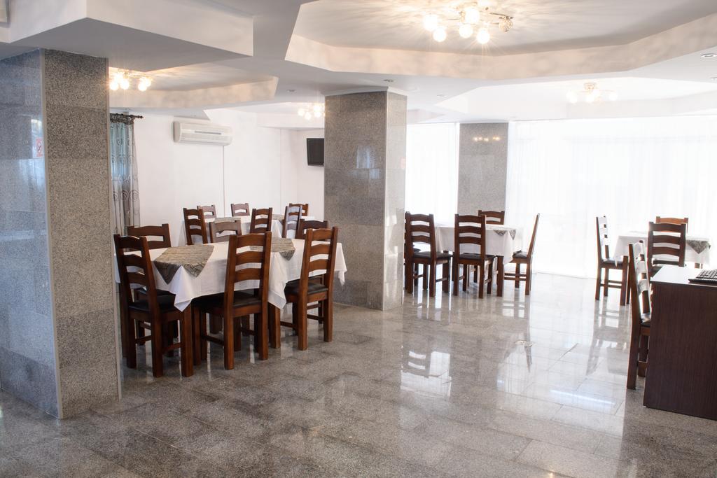 Hotel Clas Eforie Bagian luar foto
